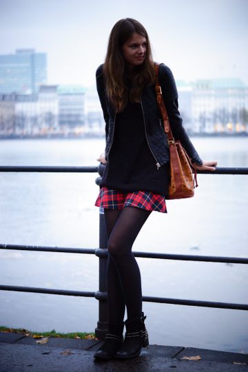 4 Days 4 Ways: How to wear a Skort in Winter - your fave