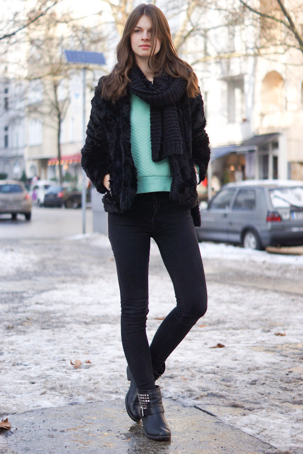 cozy Outfit in green and black