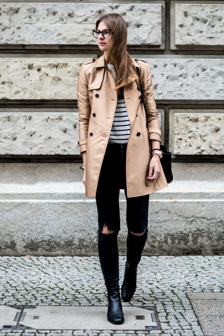 Trenchcoat and striped sweater || Autumn Outfit 2016
