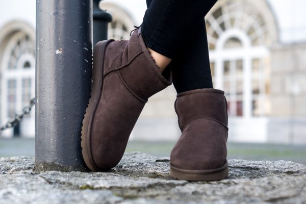 chocolate brown ugg boots