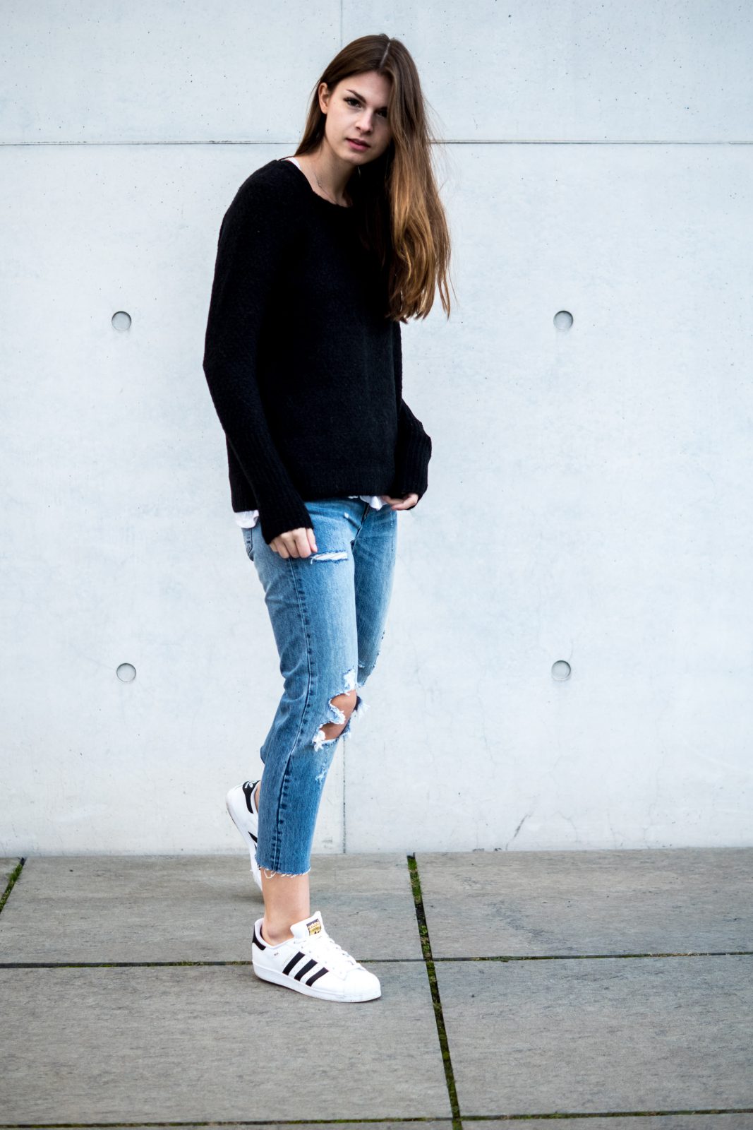 Black / Blue || Autumn Basics || Blue Jeans, Black Sweaters