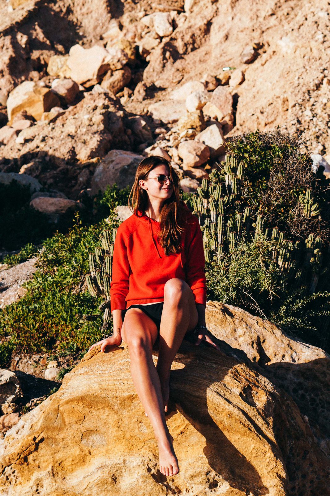 How to wear a bright red sweater || Cacti in Morocco