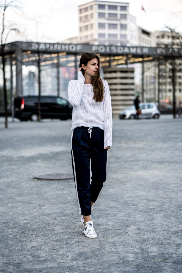 White Sweater, Blue Pants and White Sneakers || White and Blue Outfit