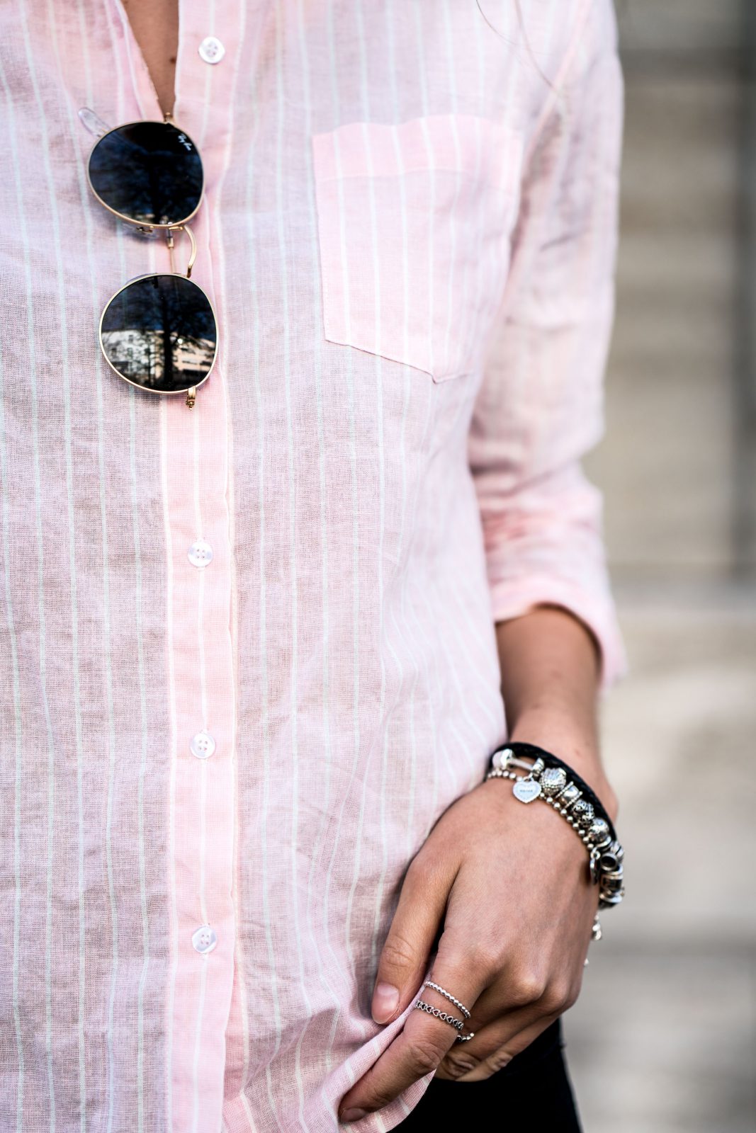 Pink Shirt and Black Jeans || Casual Spring Outfit