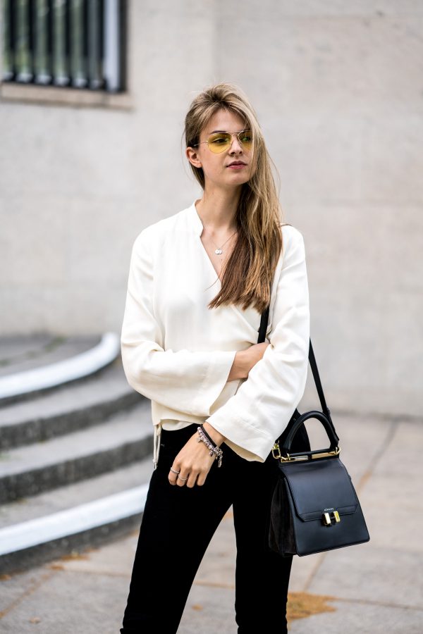 How to wear a wrap blouse? || Fashion Week Berlin Outfit