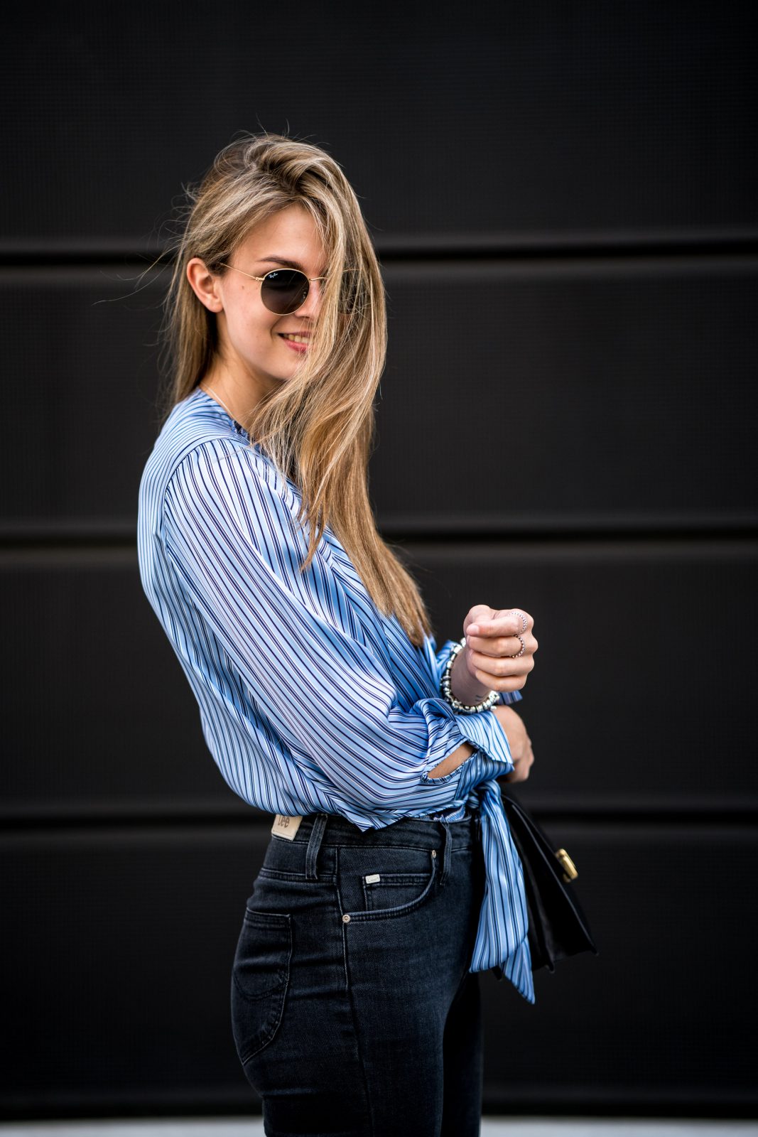 Striped Body with a low neckline || Fashion Week Berlin Outfit