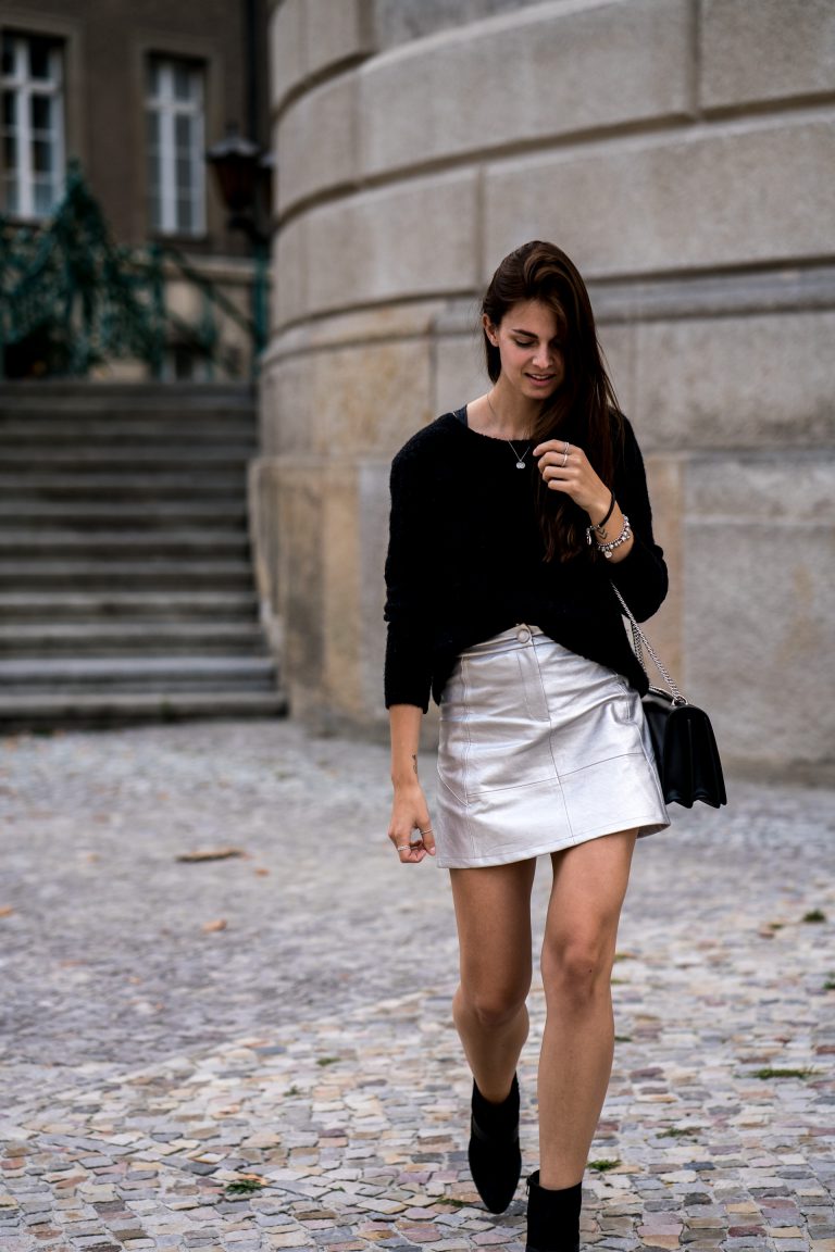 How to combine a silver skirt || Fashionblog Berlin || Autumn Outfit