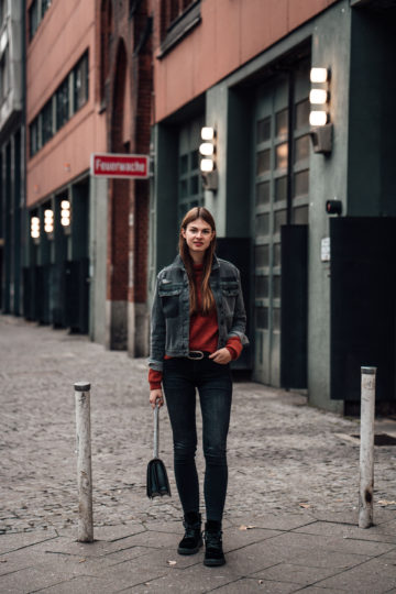 How to Style a Denim Jacket in the Winter - Somewhere, Lately