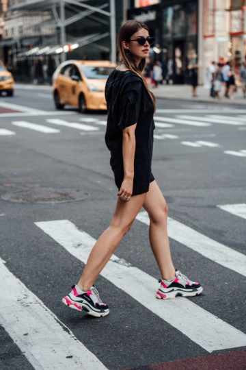 black dress with sneakers outfit