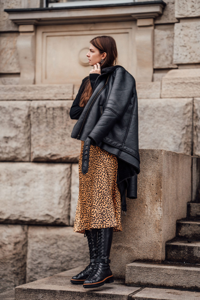 Winter Outfit With Midi Skirt, Shearling Jacket And Leather Boots