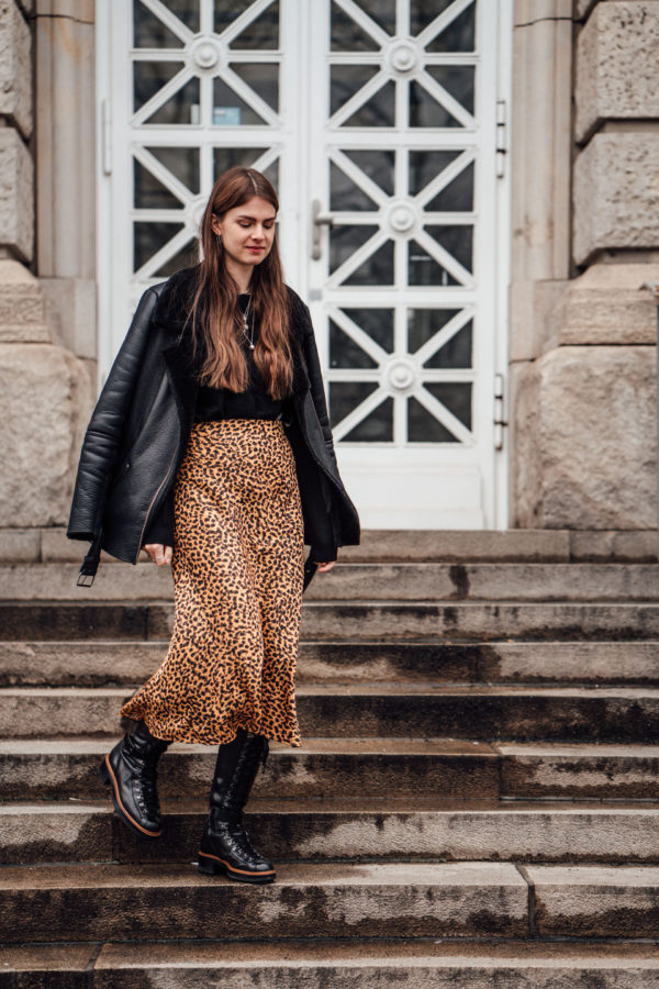 Winter Outfit with Midi Skirt, Shearling Jacket and Leather Boots