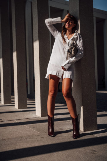 How to wear a white shirt dress in autumn || Fashionblog Berlin