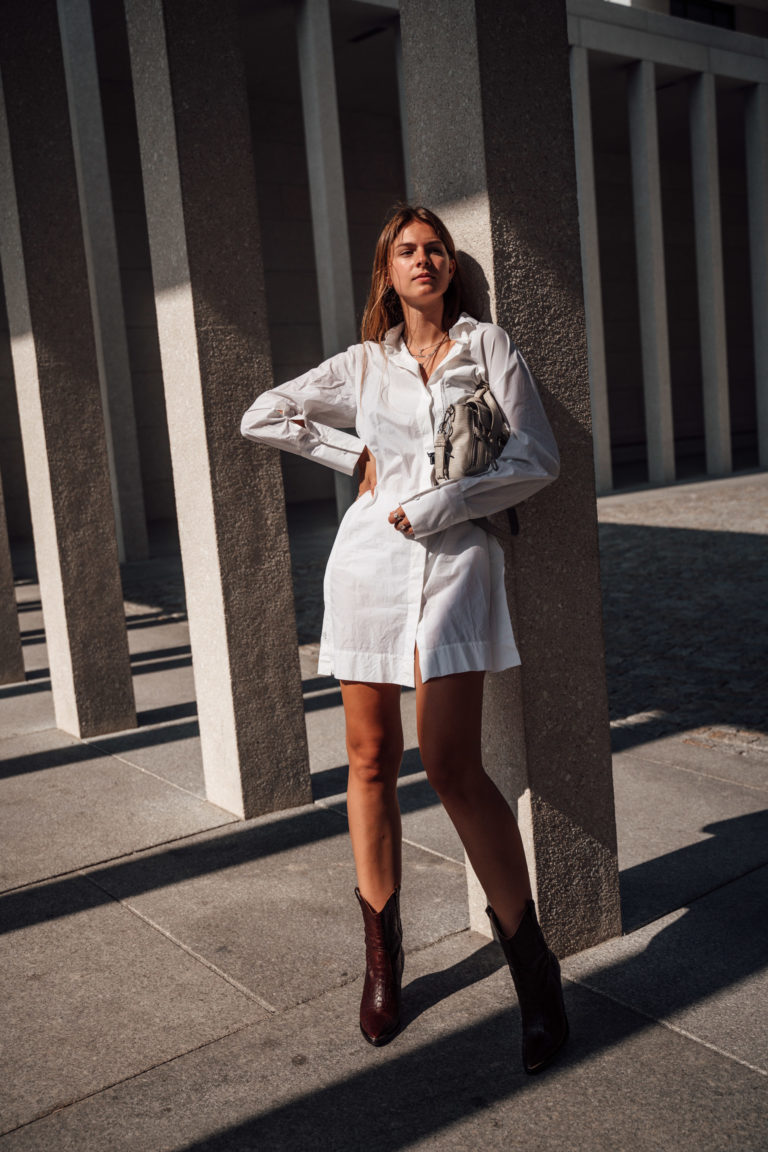 How to wear a white shirt dress in autumn || Fashionblog Berlin