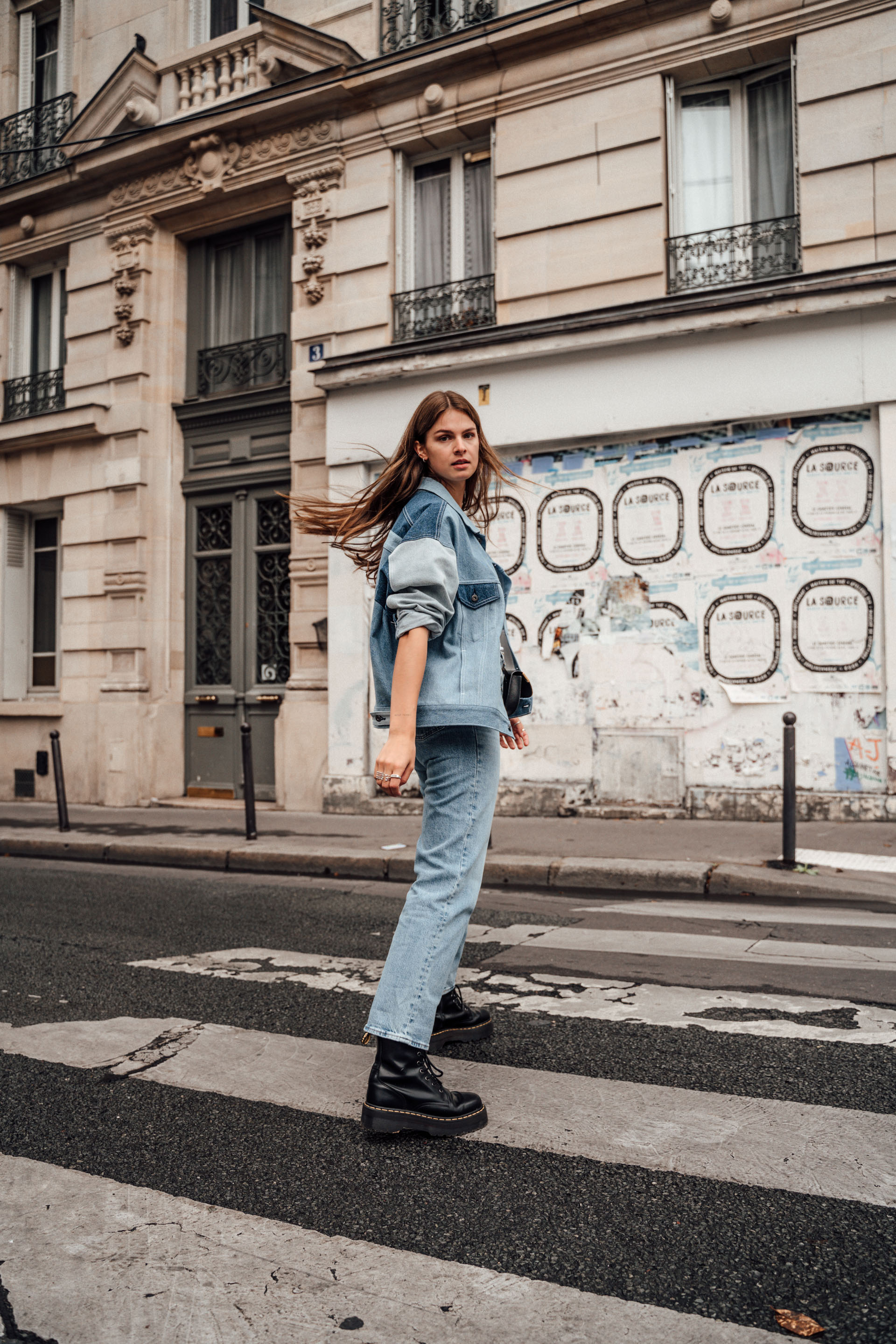 Wearing Denim on Denim in Paris || Fashionblog Berlin